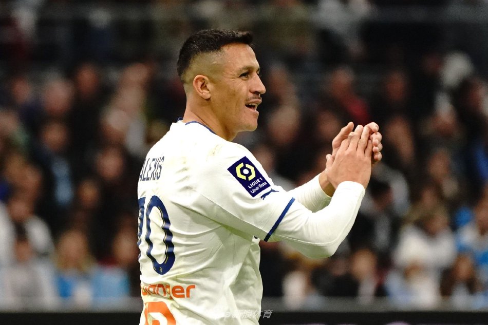 外租至贝西 外租至贝西